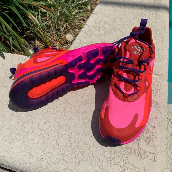 Air max 270 react • BRAND NEW • NEVER WORN • - Picture 7 of 15